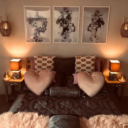翁弗勒尔Bienvenue Au Petit Bonheur公寓 外观 照片
